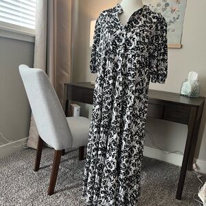 Max Studio Monochrome Floral Dress